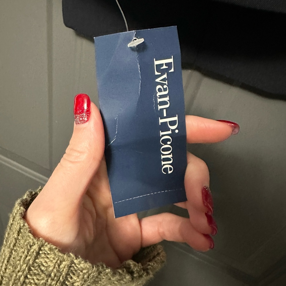 Women’s suit brand new - Picture 5 of 9
